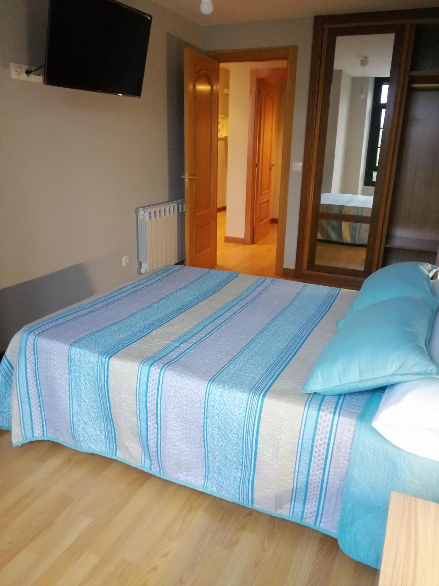 Apartamentos San Roque リバデオ 部屋 写真